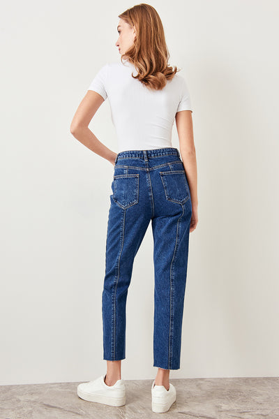 Advanced Embroidery High Waist Blue Jeans Mom