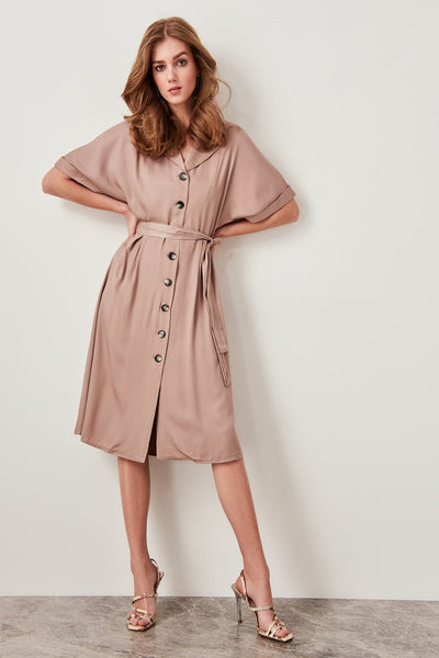 Linking Camel Detail Dress