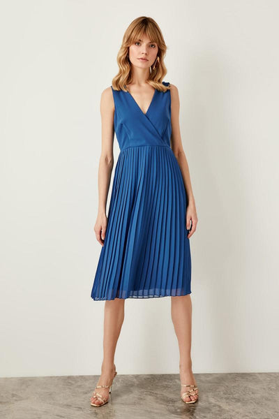 Navy Blue; Pleats Dress